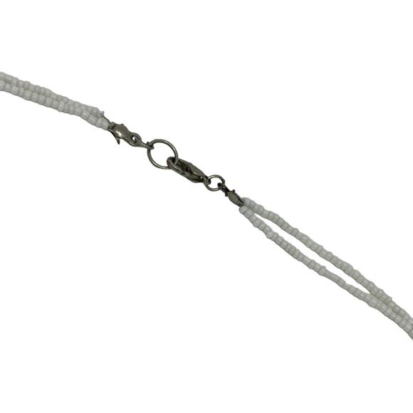 Chic 90s-Inspired Multi-Strand White Beaded Necklace - Picture 7 of 8